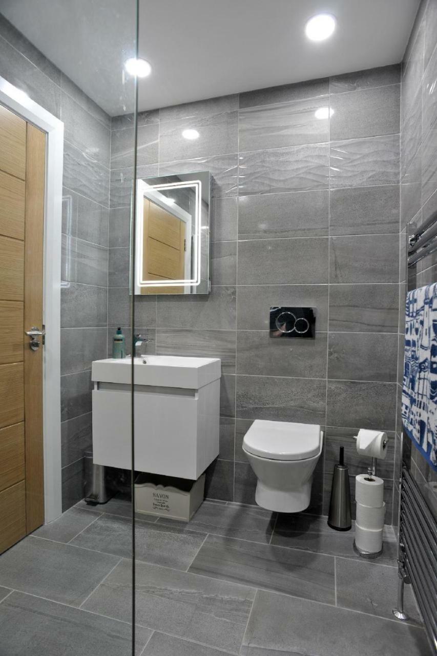 Apartment 10, South Pier, 13-14 Kerr Street, Портръш Екстериор снимка